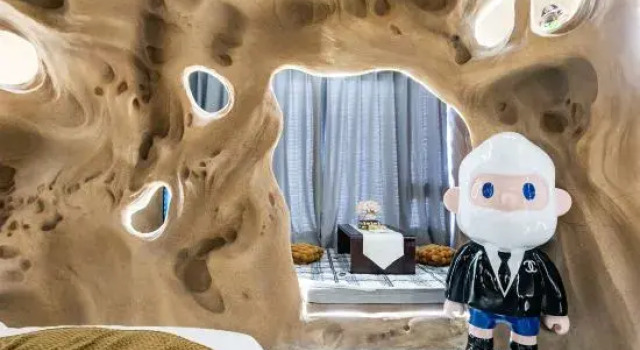 Люкс Deluxe Qifentian Homestay (Harbin Central Street Baroque Style Street)