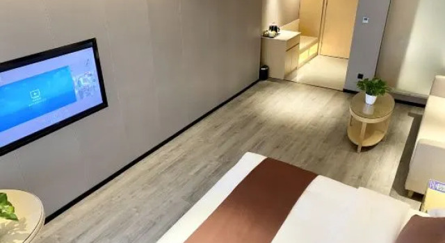 Люкс Deluxe GYA Hotel (Shanghai Songjiang University Town)