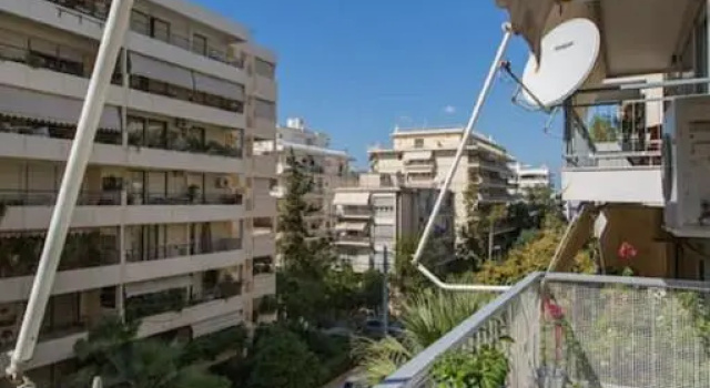 Апартаменты ONE Block From the sea Family House at Floisvos