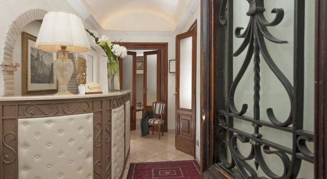 Residenza, Забронировать Отель Отели Рима с завтраком, рядом с Театр Арджентина, Завтраки