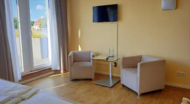 Haus Vier, Забронировать Отель Гросрешен Lusatian Lakeland