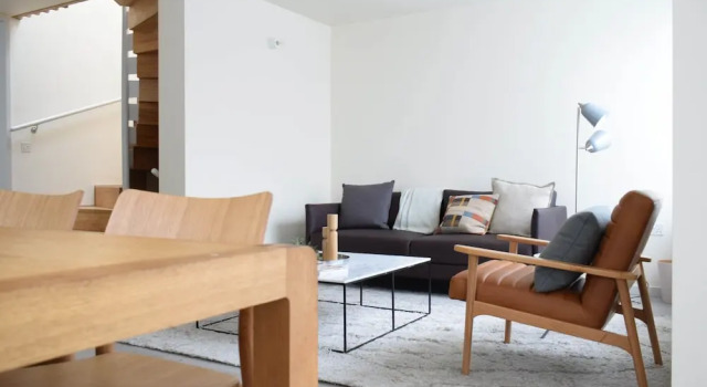 3 Bedroom House in King's Cross Sleeps 6, Забронировать Отель Отели Англии 3 звезды, 3*