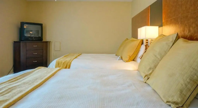 Люкс с 2 комнатами Marin Suites Hotel