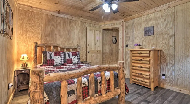 Коттедж 1 Mi to Dtwn Gatlinburg: Cabin w/ Game Room