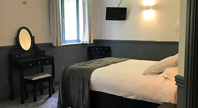 Двухместный номер Standard Donington Manor Hotel