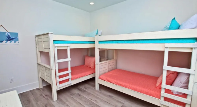 West Side Cottages B