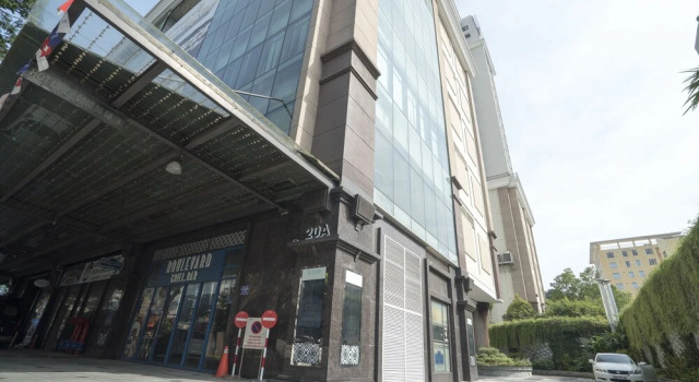 M Suites by S Home, Забронировать Отель Отели Хошимина с бассейном, рядом с Golden Dragon Water Puppet Theatre, Бассейн
