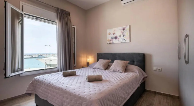 Big Blue suites 1