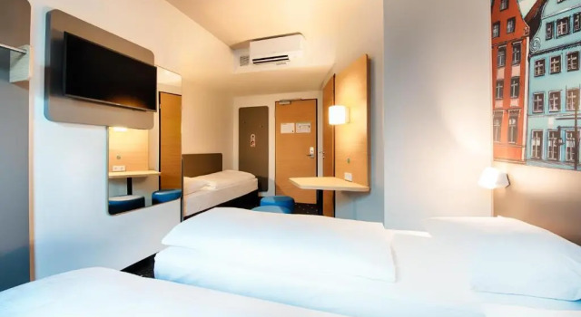 Трёхместный номер B&B Hotel Rostock City-West