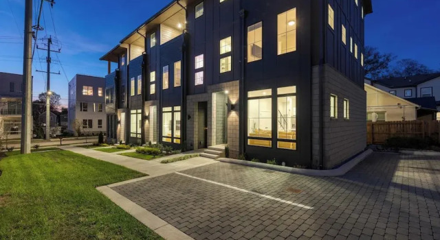 Stunning New Build in East Nash Minutes to Broadway The Stage by Avantstay