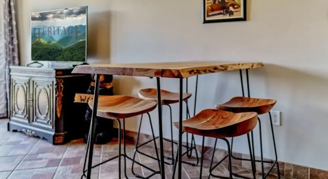 Номер Standard Olde Gatlinburg Place Unit 510 - Great Location! Close To Town! 1 Bedroom Condo by RedAwning
