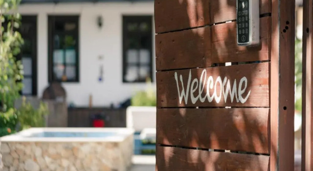 Maya Hostel Berat, Prenota Ostello Hotel economici a Berat County