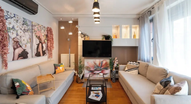 Апартаменты с балконом The Luxury Loft by Cloudkeys