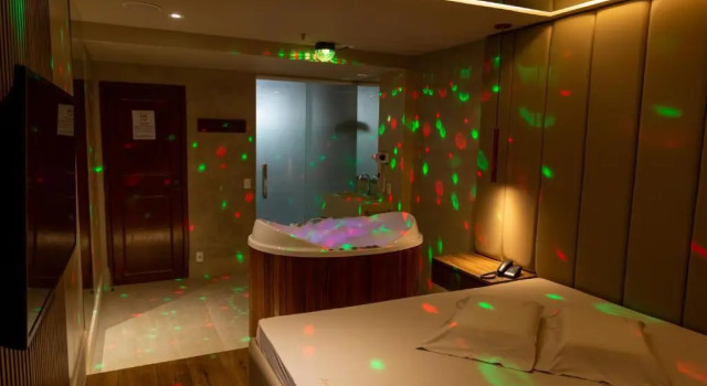 Люкс Deluxe Love Time Hotel (Только для взрослых)