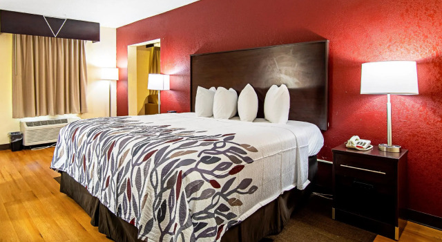 Двухместный номер Deluxe Red Roof Inn & Suites Greenwood, SC
