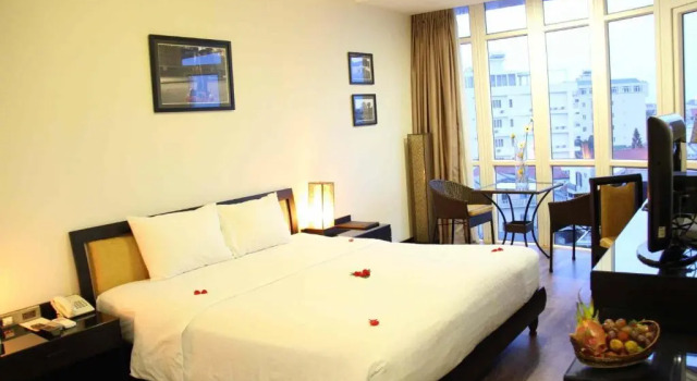 Семейный номер Standard Orchid Hotel