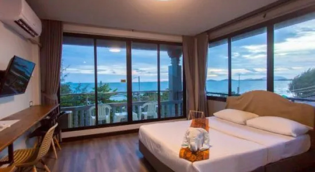 Номер Superior Pimpimarn Beach Hotel