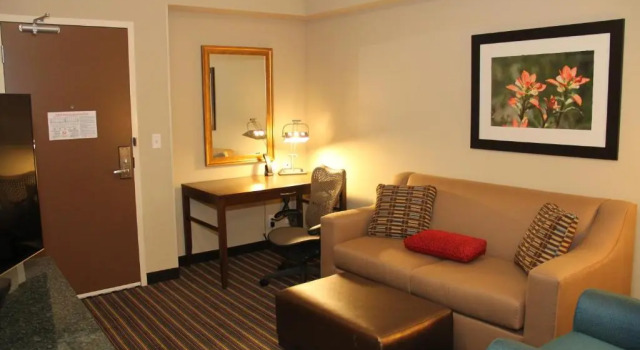 Двухместный люкс c 1 комнатой Hilton Garden Inn San Antonio At The Rim