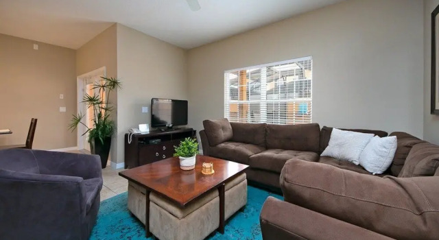 4BR Paradise Palms Townhome 8970 by OVRH, Buchen Sie Hotel Hotels in Four Corners mit Pool, Schwimmbad