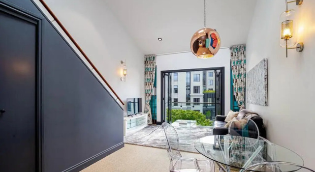 Апартаменты One-bedroom loft in Viaduct by Zodiak Stays