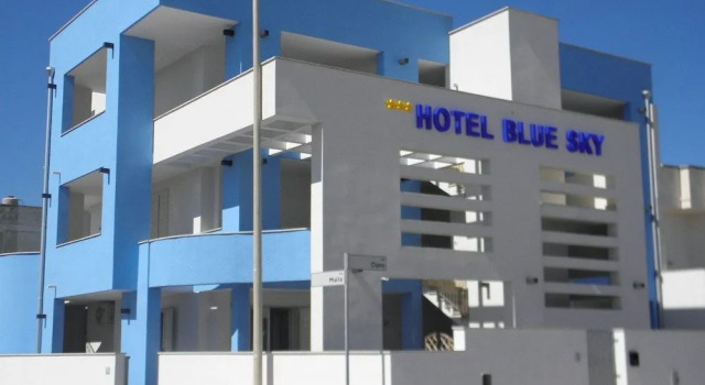 Blue Sky Hotel