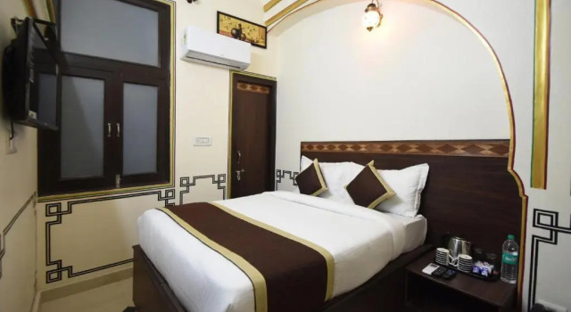Номер Deluxe Virasat Mahal - Jaipur City Centre Hotel