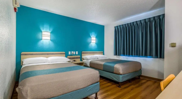 Четырёхместный номер Standard Motel 6-West Des Moines, IA