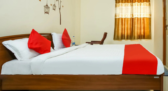 OYO 74790 Nandas Grand, Book Hotel Nellore Andhra Pradesh
