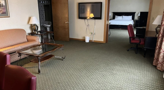 Люкс c 1 комнатой Days Inn & Suites by Wyndham Sutton Flatwoods