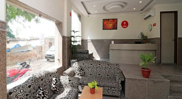 Hotel Airport Royal Marina by OYO Rooms