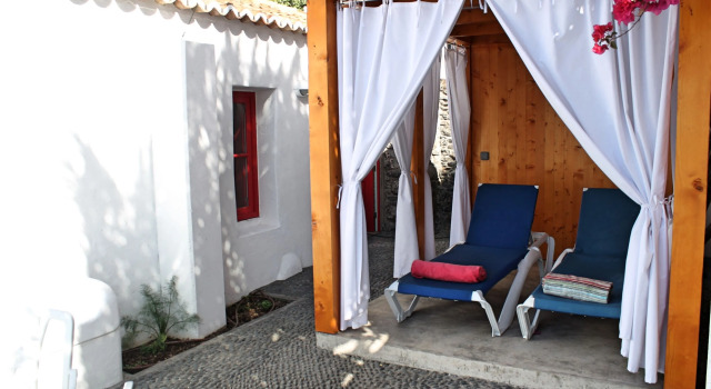 Beachfront cottage in sunny Calheta – the ideal hideaway | Cottage do Mar, Boek Vakantiehuis Arco da Calheta Madeira