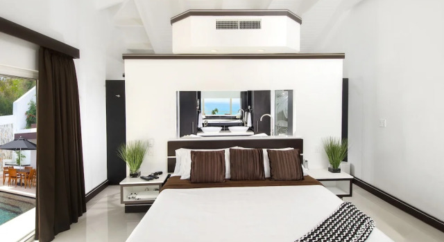 Paradiso by Island Properties Online, Rezervasyon Villa Oyster Pond otoparklı oteller, Otopark