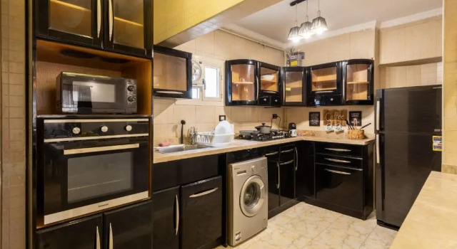 Апартаменты Xuru Stays I Play Foosball & Do Yoga - 1 BR Apt. 5 Min To Airport