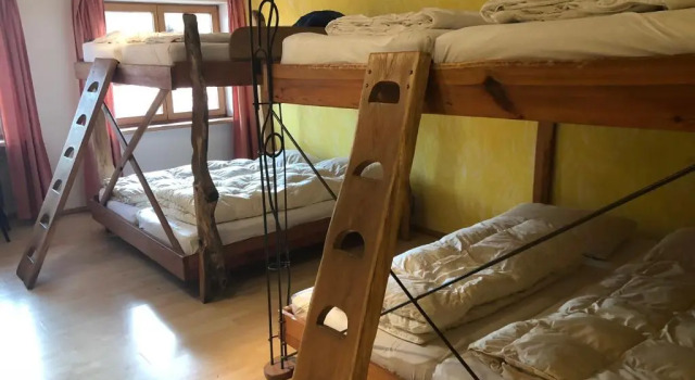 Schiff Bihlerdorf, Varaa Hostelli Hotellit Baijeri pysäköinnillä, Pysäköinti