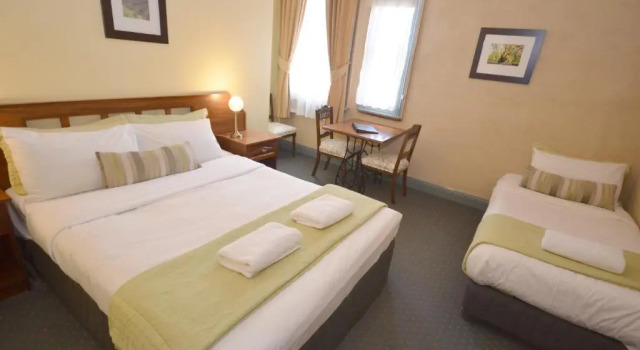 Четырёхместный номер Standard Central Springs Inn