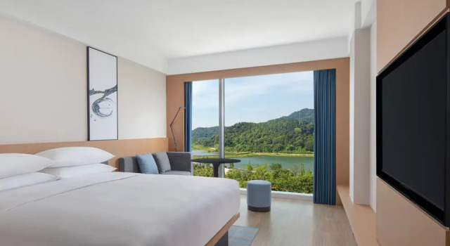 Номер Deluxe Fairfield By Marriott Changsha Yuelu
