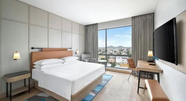 Люкс Executive с видом на город Four Points by Sheraton Chennai, Velachery