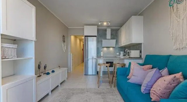 Cosy Seaview Apartment, Book Apartment Hotels in Tenerife with Parking, Parking