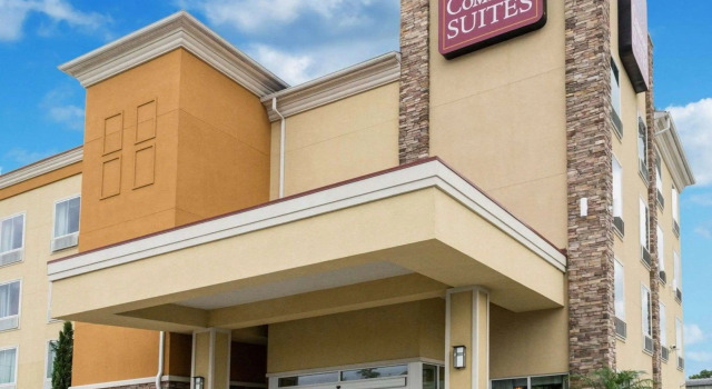 Comfort Suites Harvey - New Orleans West
