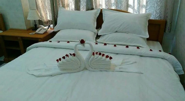 Hotel Moe, Book Hotel Kalemyo Sagaing Region