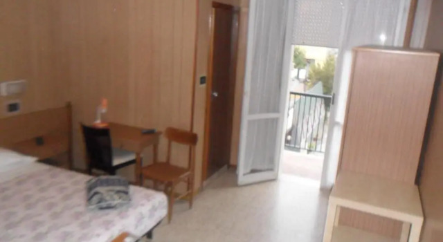 Hotel Giordano Spiaggia, Забронировать Отель Торре Педрера Римини