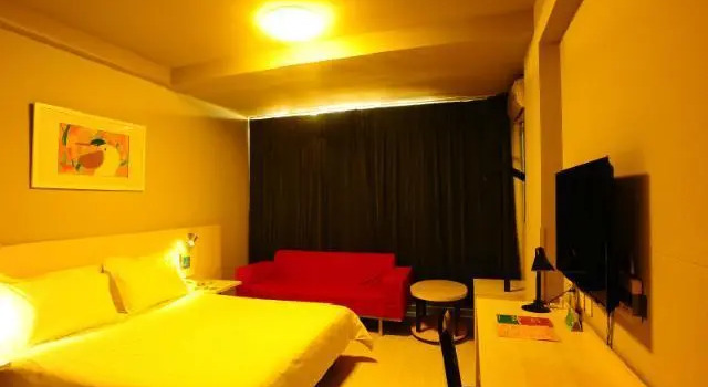Номер Standard Jinjiang Inn JiNan Daminghu New Scenic Area Lishan Road