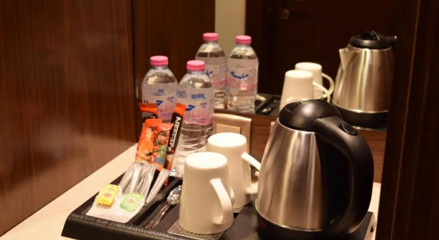 Zaha Al Munawara Hotel