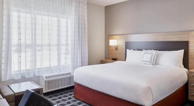 Двухместная студия с красивым видом из окна TownePlace Suites by Marriott Medicine Hat