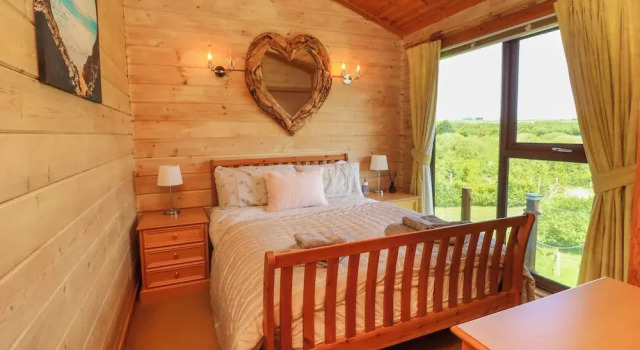 Moonlake Lodge