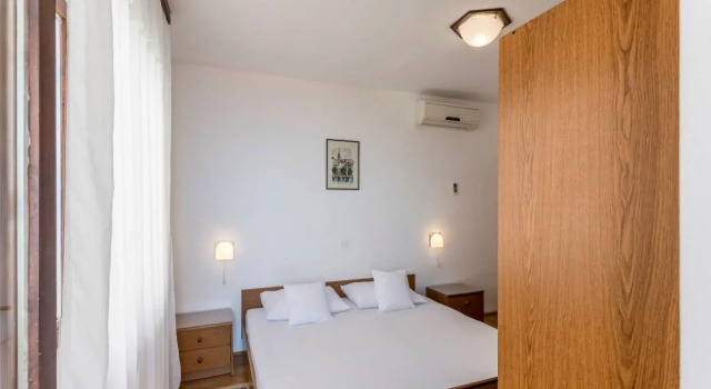 Vedra- Free Parking And Close To The Beach - R1