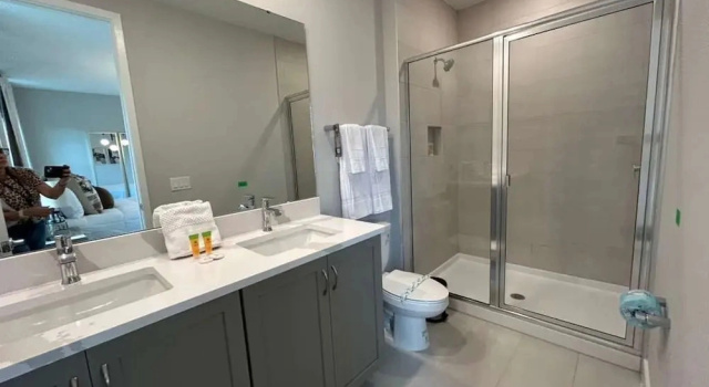 Коттедж Modern 3Bd End Unit With Garage Water View 7904