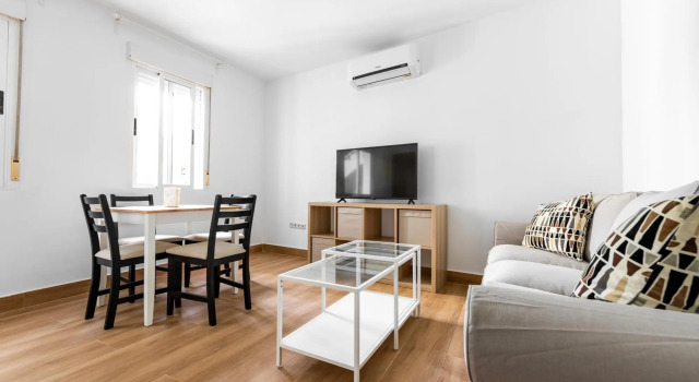 CERVANTES Apartment 11 2BR 1BT, Забронировать Апартаменты/квартира Апартаменты Малаги, рядом с Salamanca Market, Апартаменты/квартира