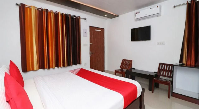 OYO 28838 Brv Resorts, Rezerwuj Hotel Hotele w Uttarakhand z basenem, Basen