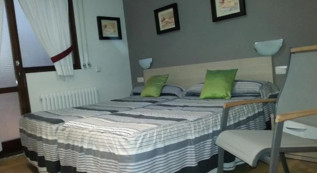 Двухместный номер Standard Hostal Meson Del Barro - Alojamientos Pamplona